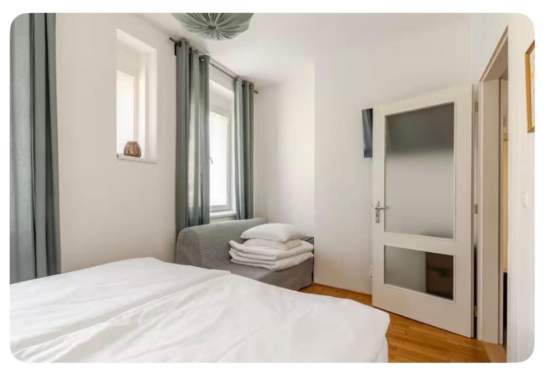 Apartman L Praha Centrum Esterno foto